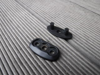 タイ製フットストラップ回転防止パーツ