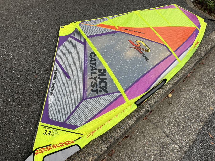 中古WAVEセイル23s2mauicatalyst38