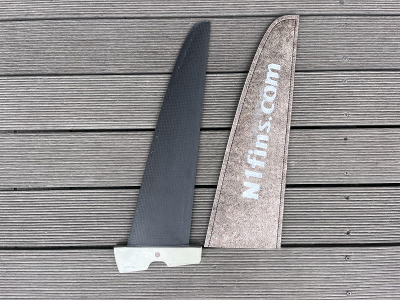 中古フィンn1carbon42p
